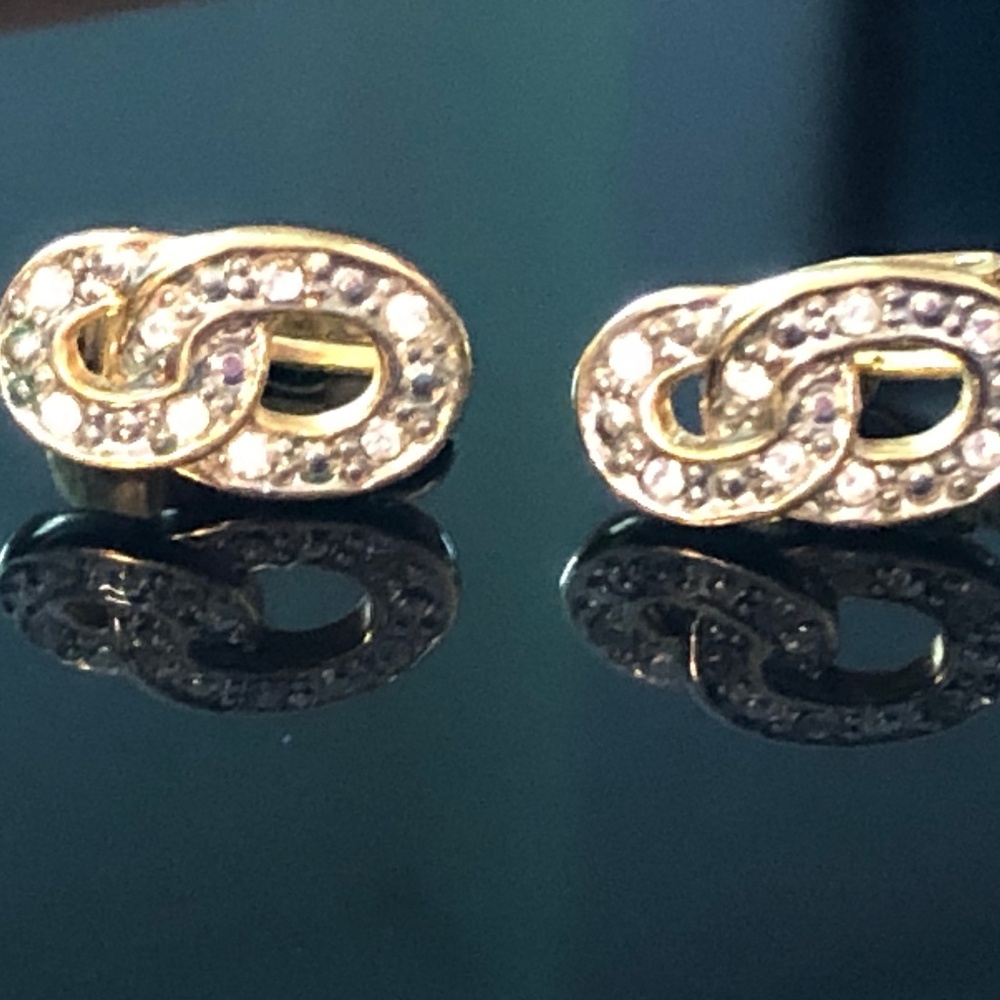 Vintage 80s Preppy Gold Tone Double Link Rhinestone Marcasite Clip On Earrings